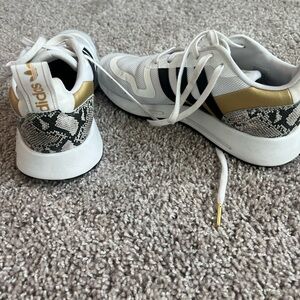 Adidas Tennis shoes.  Size 7